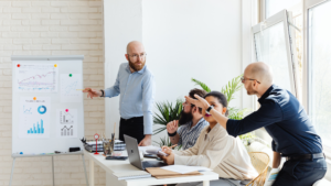 जीवन में हर एक इन्सान का लक्ष्य होना जरुरी।